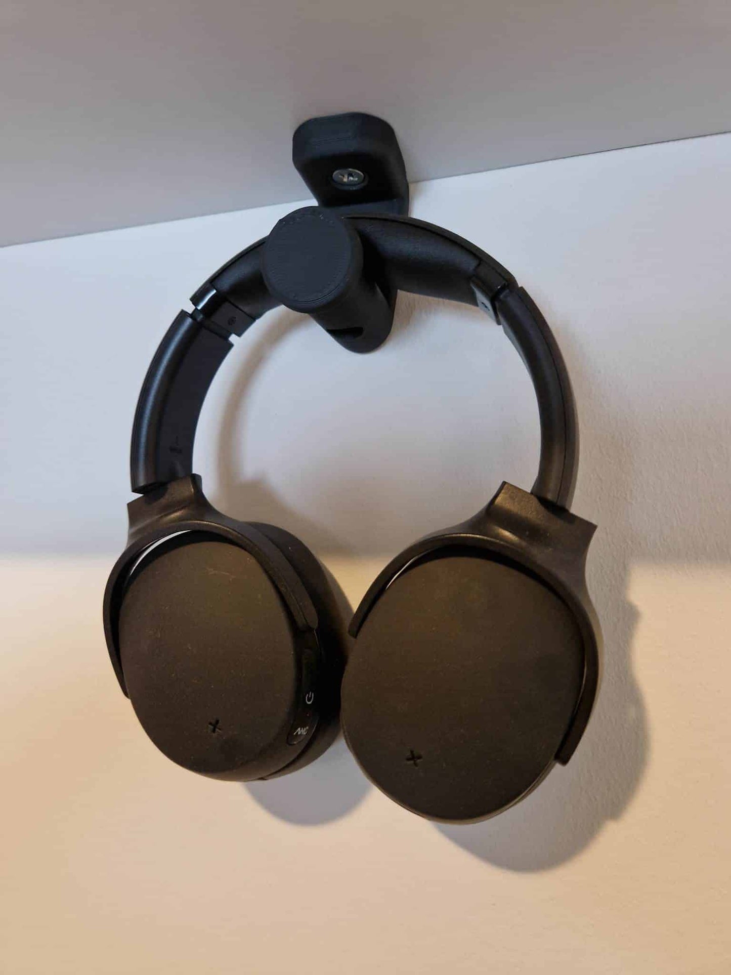 Headset holder
