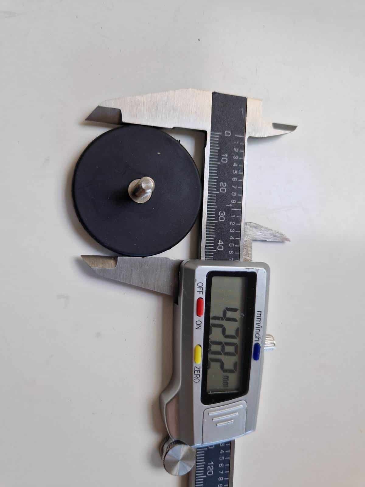 Rubber magnet – 43mm