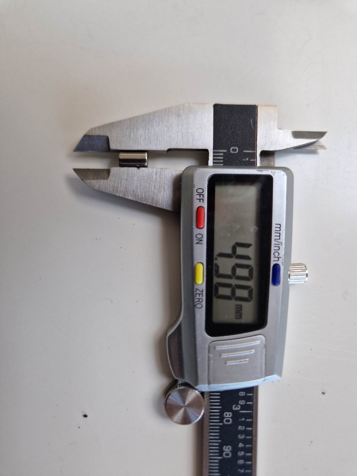 Disc magnet – 5 x 8.5mm