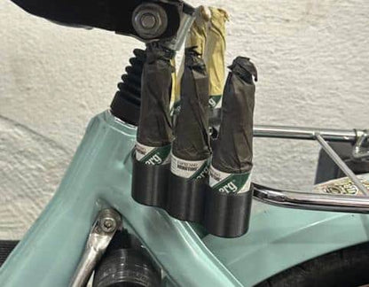 Underberg Flaschenhalter für Mopeds – Platz für 3 Flaschen Ø10–13 mm