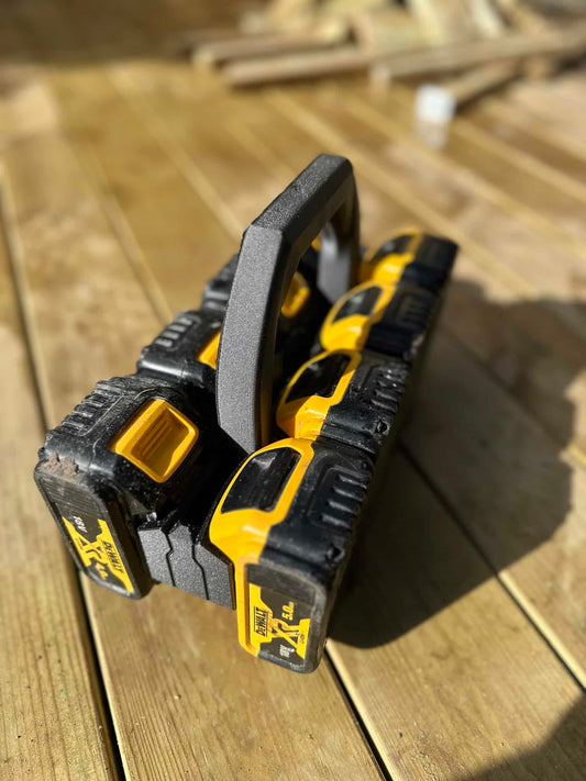 Holder til 8 stk Dewalt batterier