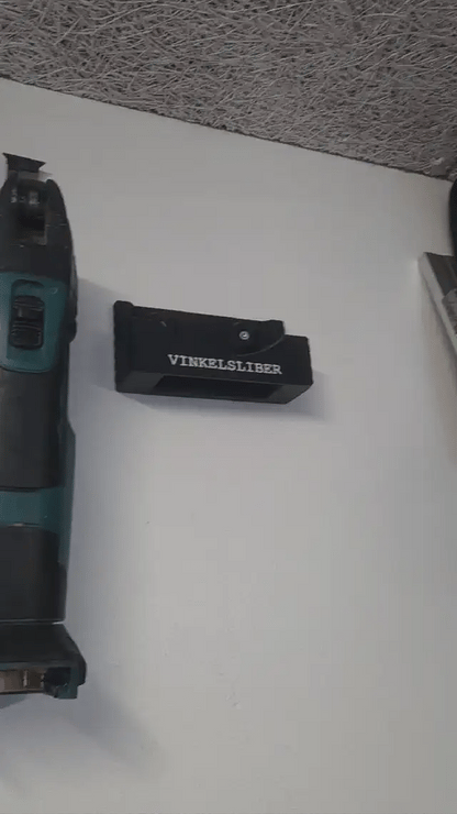 Vægophæng til Makita værktøj – praktisk opbevaring på væggen